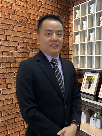 Assoc. Prof. Dr. Francis Chuah Chin Wei